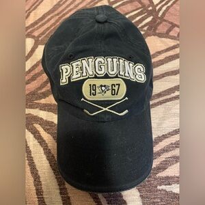 NHL Penguins Black and Gold Hat